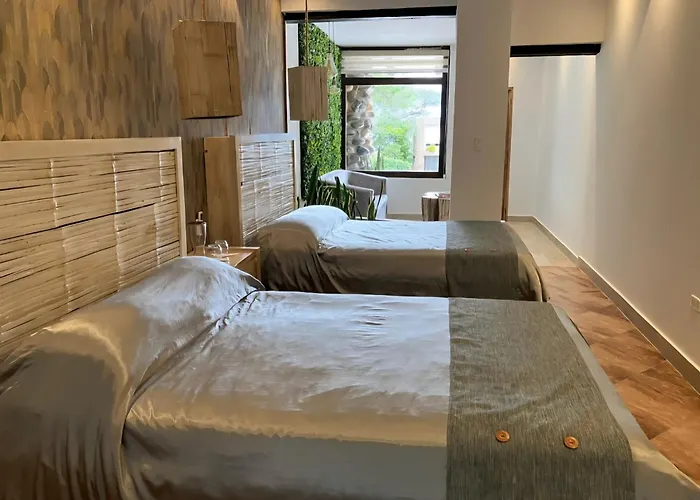 Tunas & Cabras Hotel