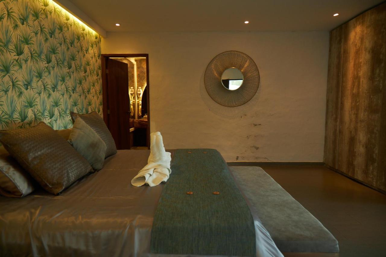 Tunas & Cabras Lodge *