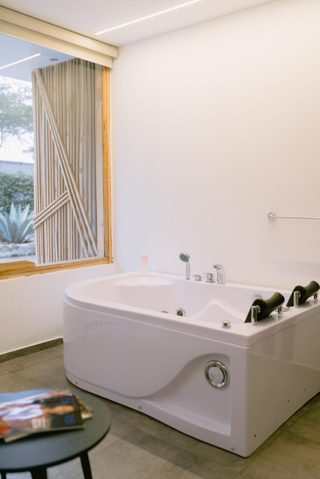Tunas & Cabras Lodge *